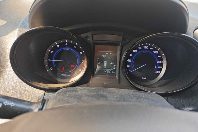 Used CHANGAN CS15 2016 1.5L Manual Luxury Edition
