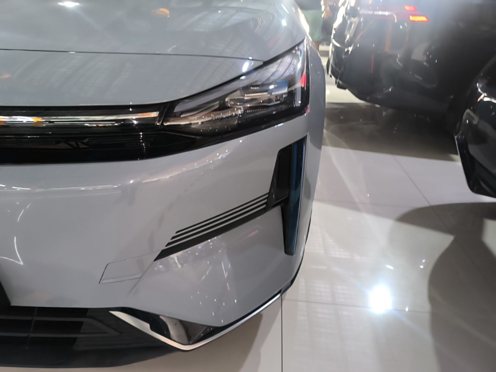 Geely Galaxy L6 2024 125km PLUS Dragon Edition — снимка 8