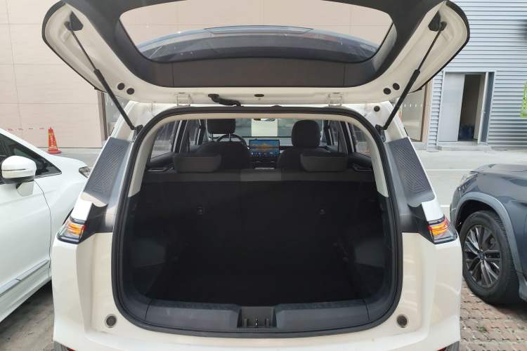 Used AION Y 2023 Plus 510 Enjoy Edition
