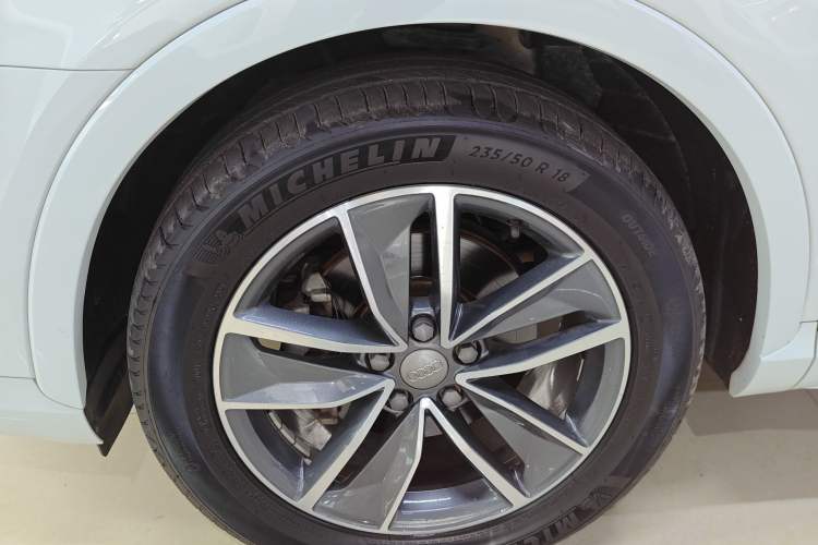 Used Audi Q3 2017 30 TFSI Fashion Model