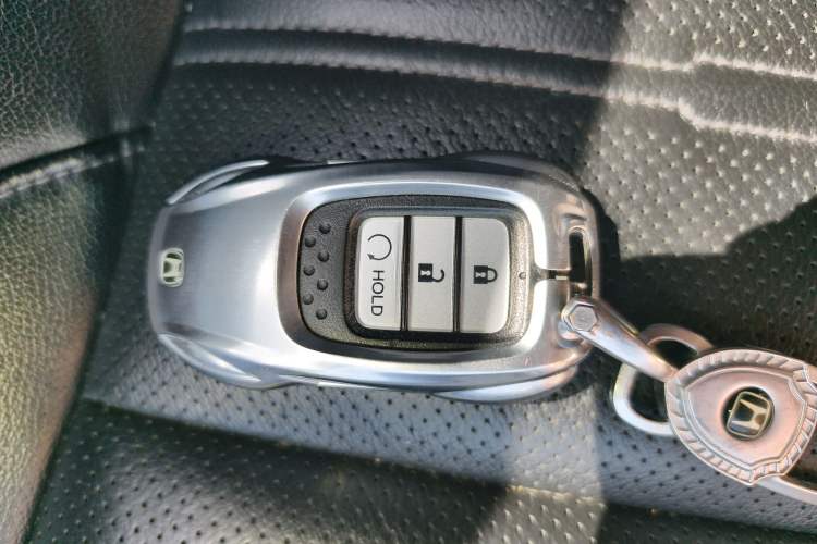 Used Honda CR-V 2017 240TURBO CVT Four-Wheel Drive Luxury Edition Vehicle Key