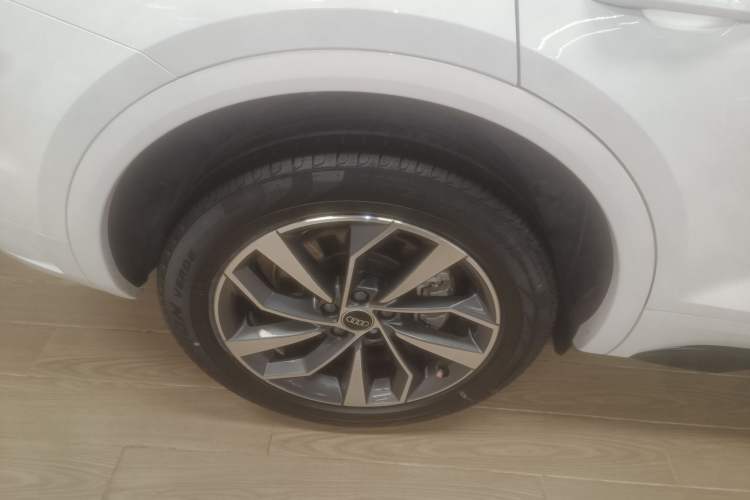 Used Audi Q5L 2023 40T Luxury Dynamic Model