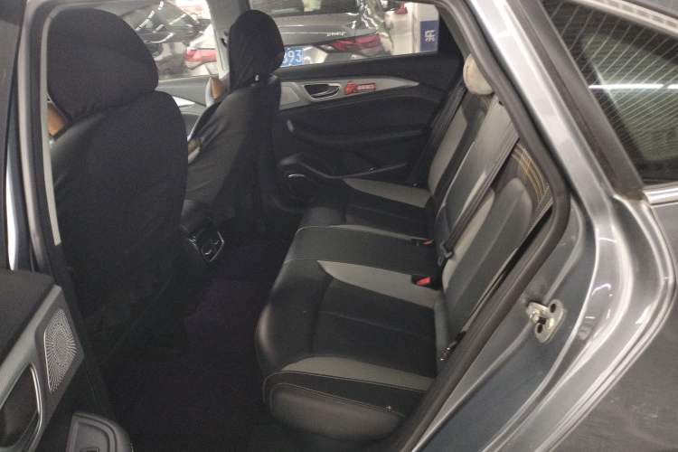 Used Roewe i6 MAX 2020 300TGI Automatic Cool & Stylish Skyroof Edition Left Rear Seat