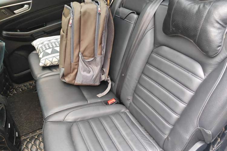 Used Ford Edge 2018 EcoBoost 245 Two-Wheel-Drive Titanium 7-Seater China V Standard