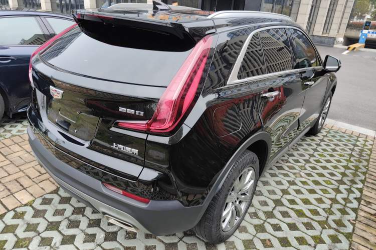 Used Cadillac XT4 2021 28T Two-Wheel Drive Leading Version
