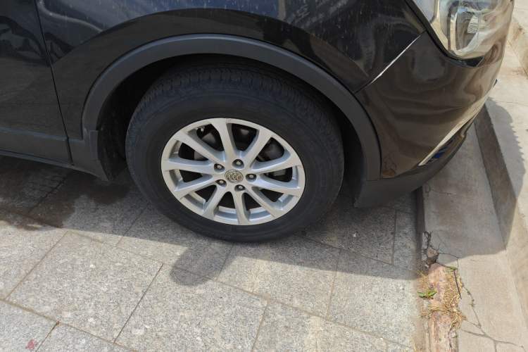 Used Buick Envision 2015 20T Two-Wheel-Drive Elite Model
