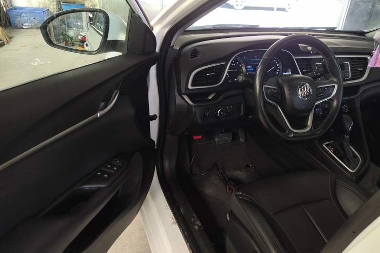 Used Buick GT 2018 18T Automatic Elite Model
