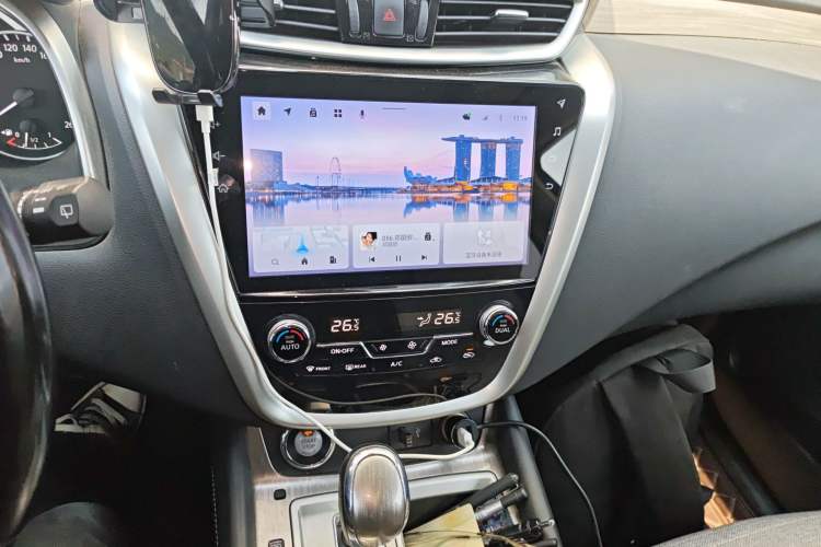 Used Nissan Murano 2021 2.5L XL Two-Wheel Drive Smart Connect Luxury Edition Audio And AC Panel