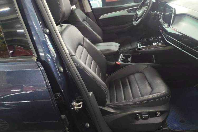 Used Volkswagen Talagon 2023 Facelift 380TSI All-Wheel Drive Luxury Jiajing Pro Version with 7 Seats