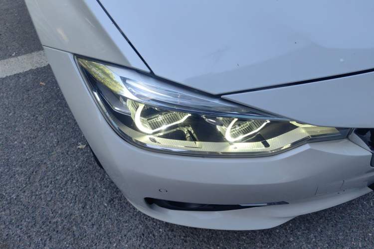 Used BMW 3 Series 2017 320Li Fashion Model Right Front Headlight