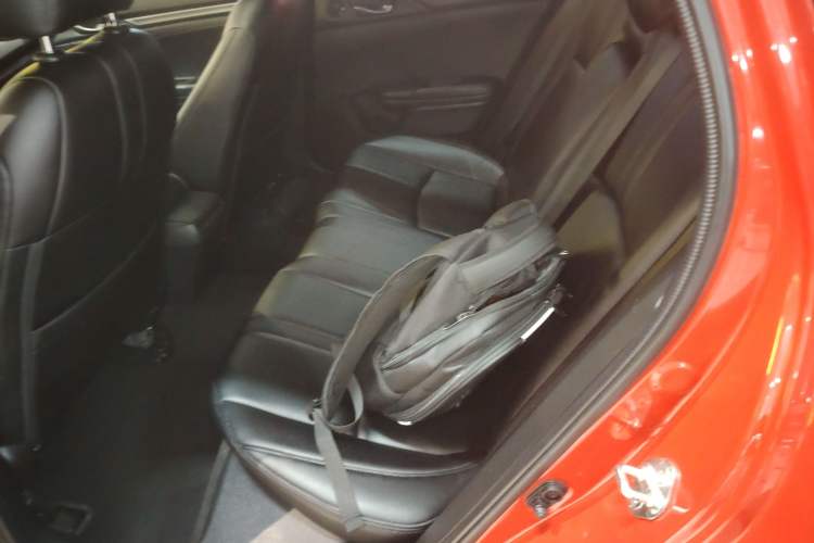 Used Honda Civic 2021 HATCHBACK 220TURBO CVT New Trendsetter
