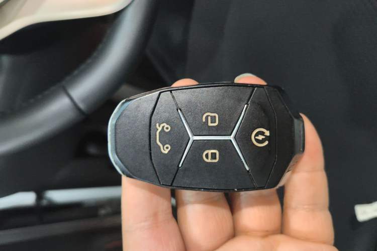 Used Lynk & Co 01 2017 2.0T Two-Wheel Drive Pro Edition
