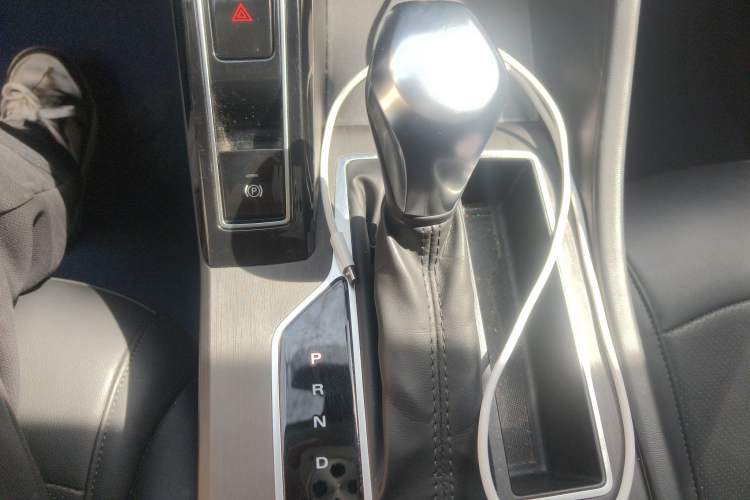 Used Roewe i5 2023 1.5L CVT Luxury Edition
