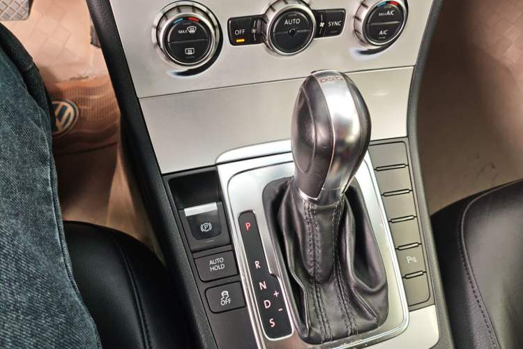 Used Volkswagen Magotan 2012 Revised 1.4 TSI Luxury Version