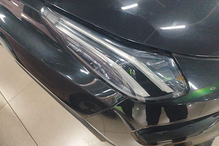 Used Lynk & Co 05 2020 2.0TD Four-Wheel Drive HypeHalo Right Front Headlight