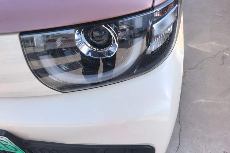 Used Chery QQ Ice Cream 2023 170km Milkshake – Lithium Iron Phosphate Left Front Headlight