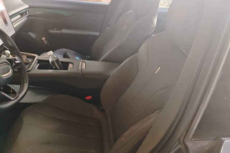 Used Lynk & Co 07 2024 EM-P 126 Long-Range Ultra
