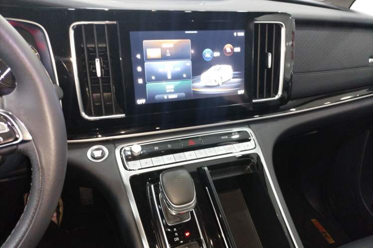 Used GAC Trumpchi M8 2023 Lingxiu Series 390T Deluxe Edition Audio And AC Panel