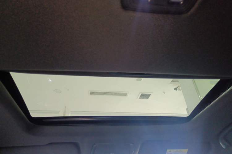 Used BYD Qin PLUS 2021 DM-i 120KM Flagship Model Headliner