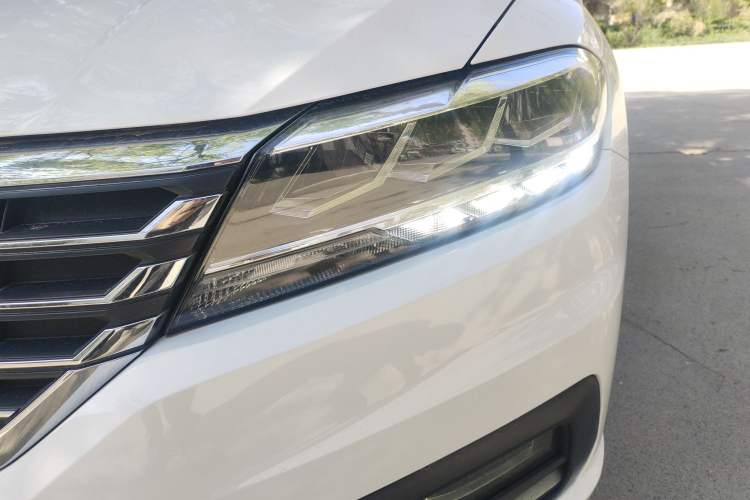 Used Volkswagen Lavida 2019 1.5L Automatic Fashion Edition China VI Left Front Headlight