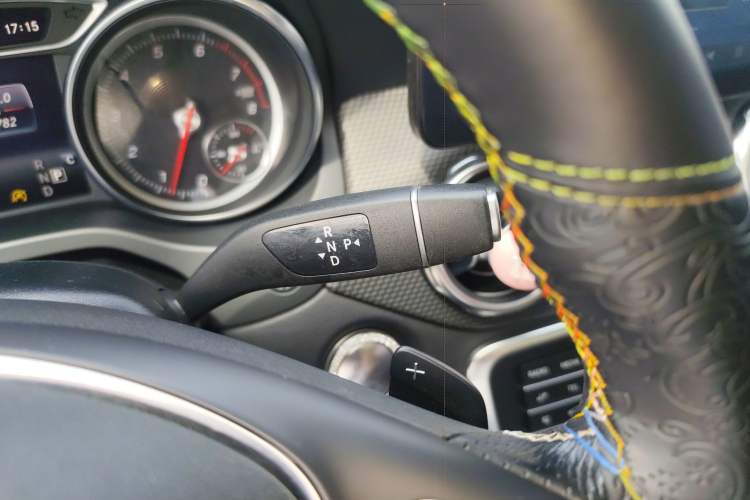 Used Mercedes-Benz GLA 2018 GLA 200 Sport Edition Gear Lever