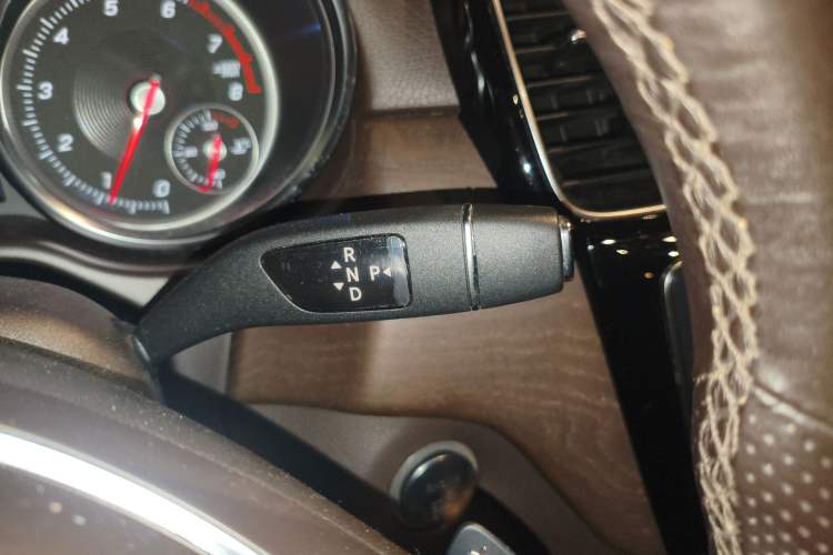 Used Mercedes-Benz GLE 2017 GLE 320 4MATIC Luxury Model