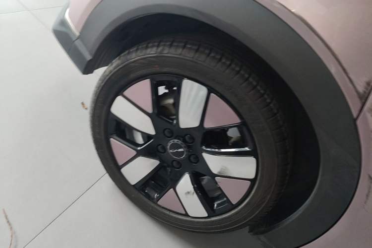 Used BYD Dolphin 2021 401km Knight Edition Right Rear Wheel Hub