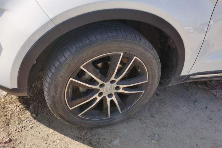 Used JMC Yusheng S330 2016 1.5L GTDi Automatic All-Wheel-Drive Flagship Edition
