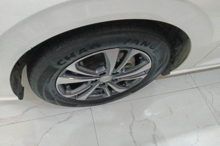 Used CHANGAN Eado 2021 PLUS Blue Whale NE 1.4T GDI DCT Prestige Model Left Front Wheel Hub