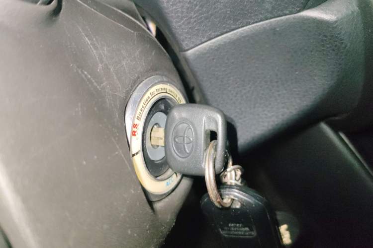 Used Toyota YARiS L Zhi Xuan 2014 1.3E Manual Charm Edition