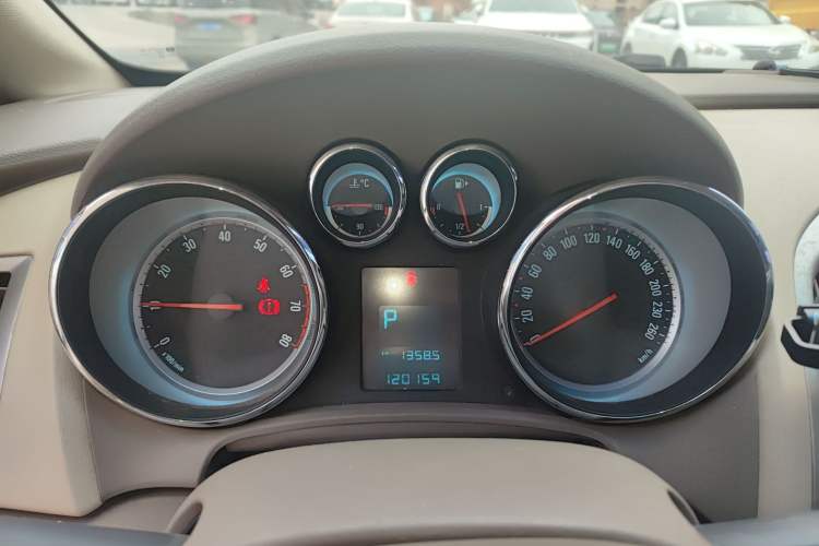 Used Buick GT 2013 GT 1.6L Automatic Fashion Edition Instrument Cluster