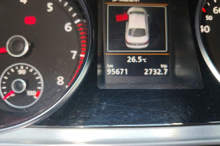 Used Volkswagen FAW-Volkswagen CC 2015 1.8TSI Luxury Model
