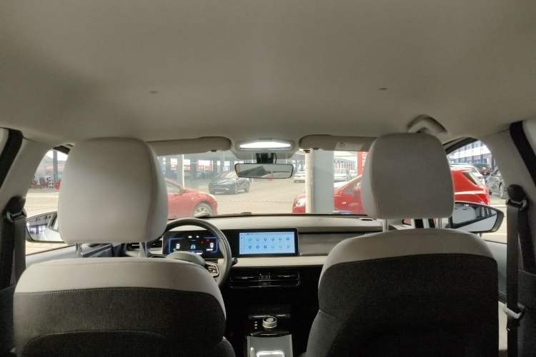 Used Geometry E Firefly 2024 301km Flowing Light