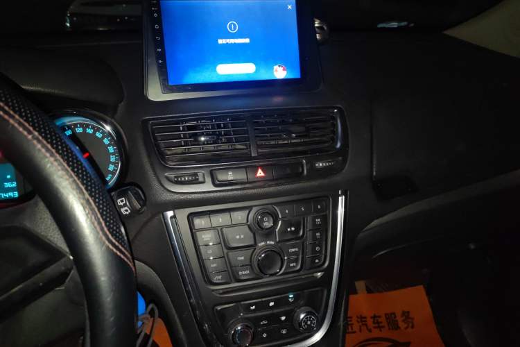 Used Buick Encore 2015 1.4T Automatic Two-Wheel Drive Urban Elite Version