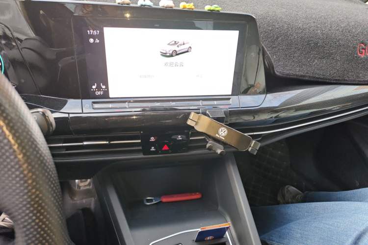 Used Volkswagen Golf 2021 280TSI DSG R-Line Audio And AC Panel