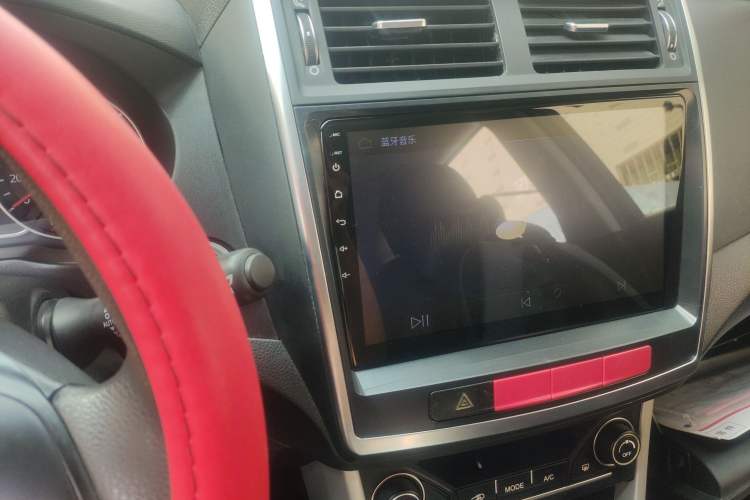 Used Land X5 2016 Plus 1.5T Manual Enjoyment Edition Audio And AC Panel