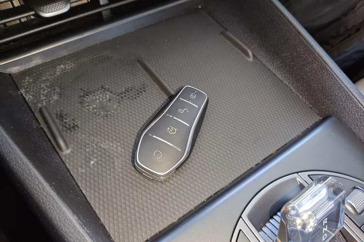 Used BYD Seal 05 DM-i 2025 DM-i Smart Drive 55KM Luxury Model Vehicle Key