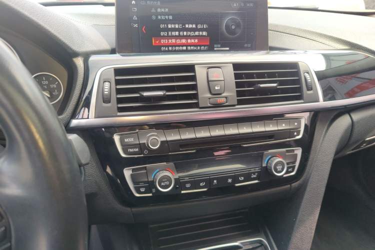 Used BMW 3 Series 2019 320Li Fashion Model
