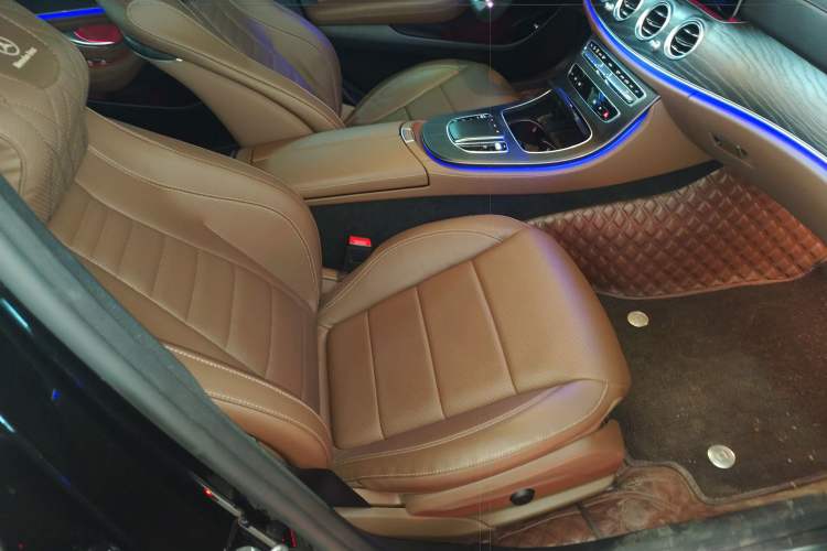 Used Mercedes-Benz E-Class 2021 Restyled E 300 L Sporty and Stylish Edition Right Front Seat