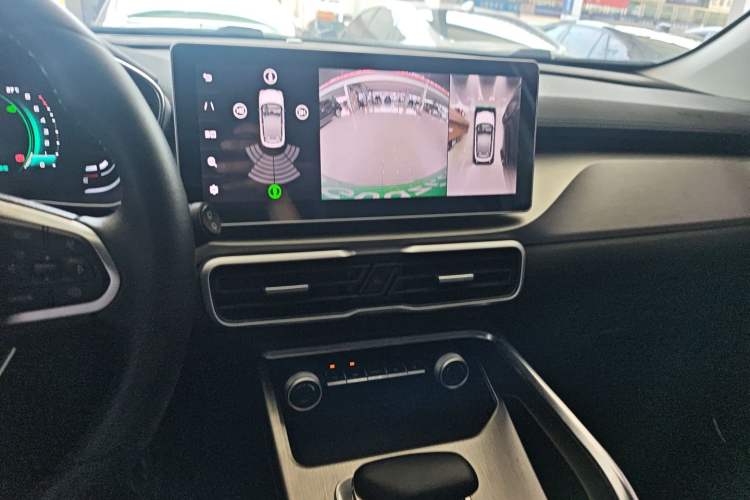 Used Geely Auto Coolray 2023 1.5T DCT Diamond Edition