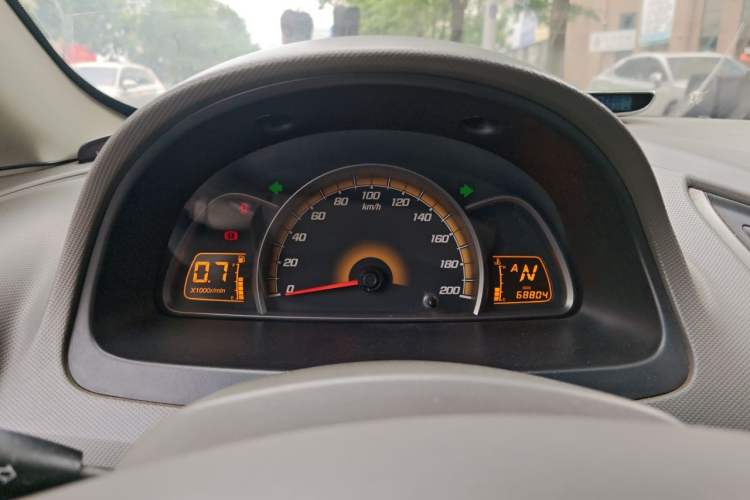 Used Chevrolet Sail 2013 Sedan 1.4L AMT Enjoy Edition
