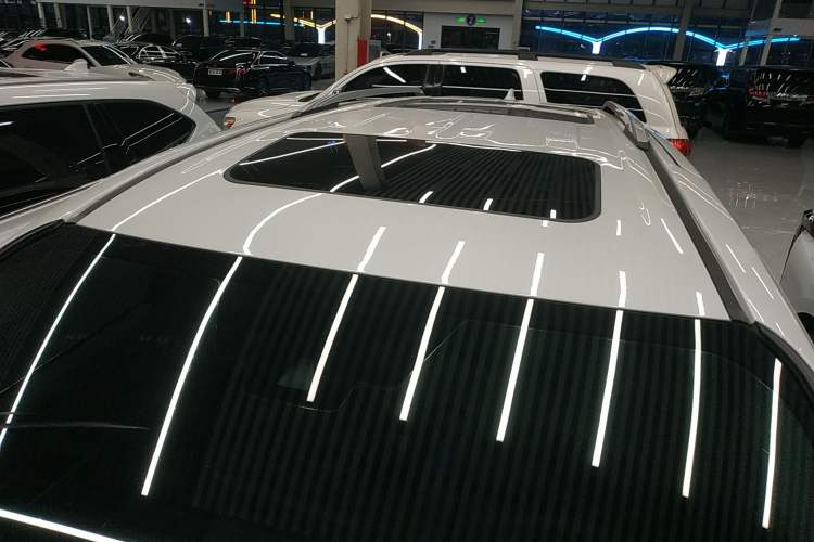 Used Toyota Granvia 2022 2.5L Hybrid Premium Edition Roof