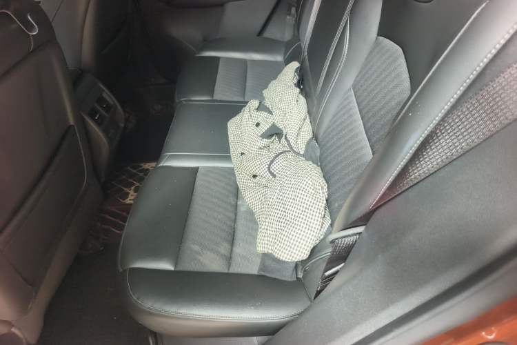 Used Cadillac XT4 2018 28T Two-Wheel Drive Tech Version