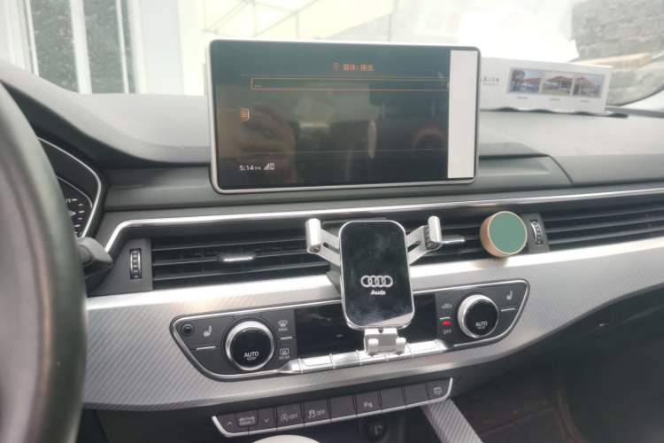 Used Audi A4L 2017 Plus 40 TFSI Fashion Model Audio And AC Panel