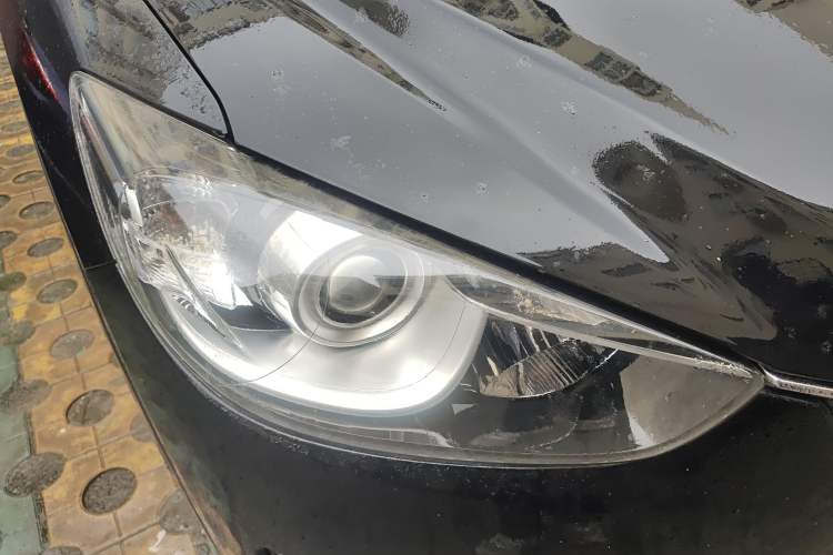 Used Mazda CX-5 2013 2.0L Automatic 4x4 Elite Version Right Front Headlight