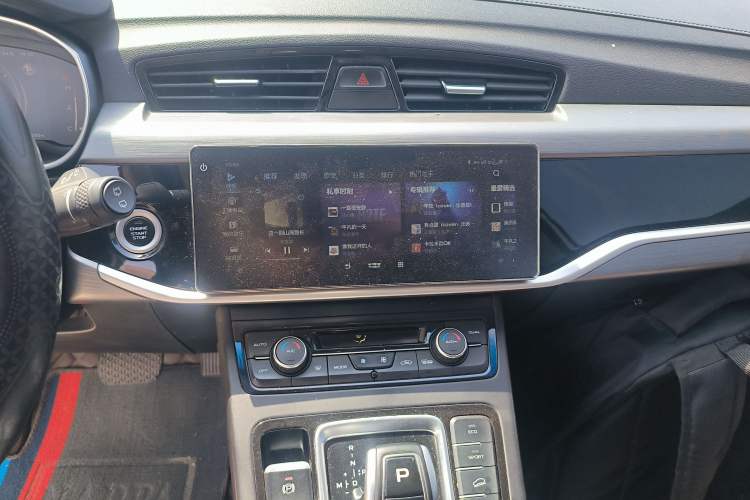 Used Geely Auto Emgrand X7 Sport 2022 1.8TD DCT Zhiya Trim Audio And AC Panel