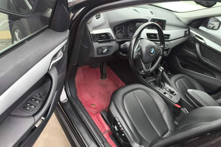 Used BMW X1 2018 sDrive20Li Leading Model
