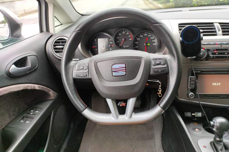 Used Seat LEON 2012 1.8TSI FR+
