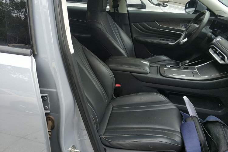 Used Venucia V 2021 260T Idol Edition