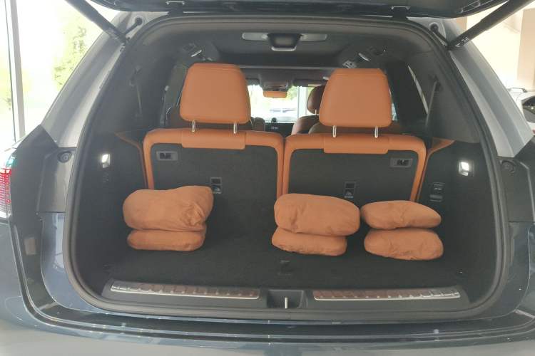 Used Hima AITO M9 2024 Range-Extended Ultra Version 42 kWh 6-Seater Model